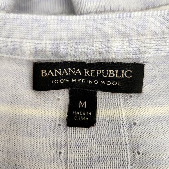Banana Republic Merino Wool V-Neck Sweater Size Medium – Pastel Stripe Knit - Picture 4 of 10